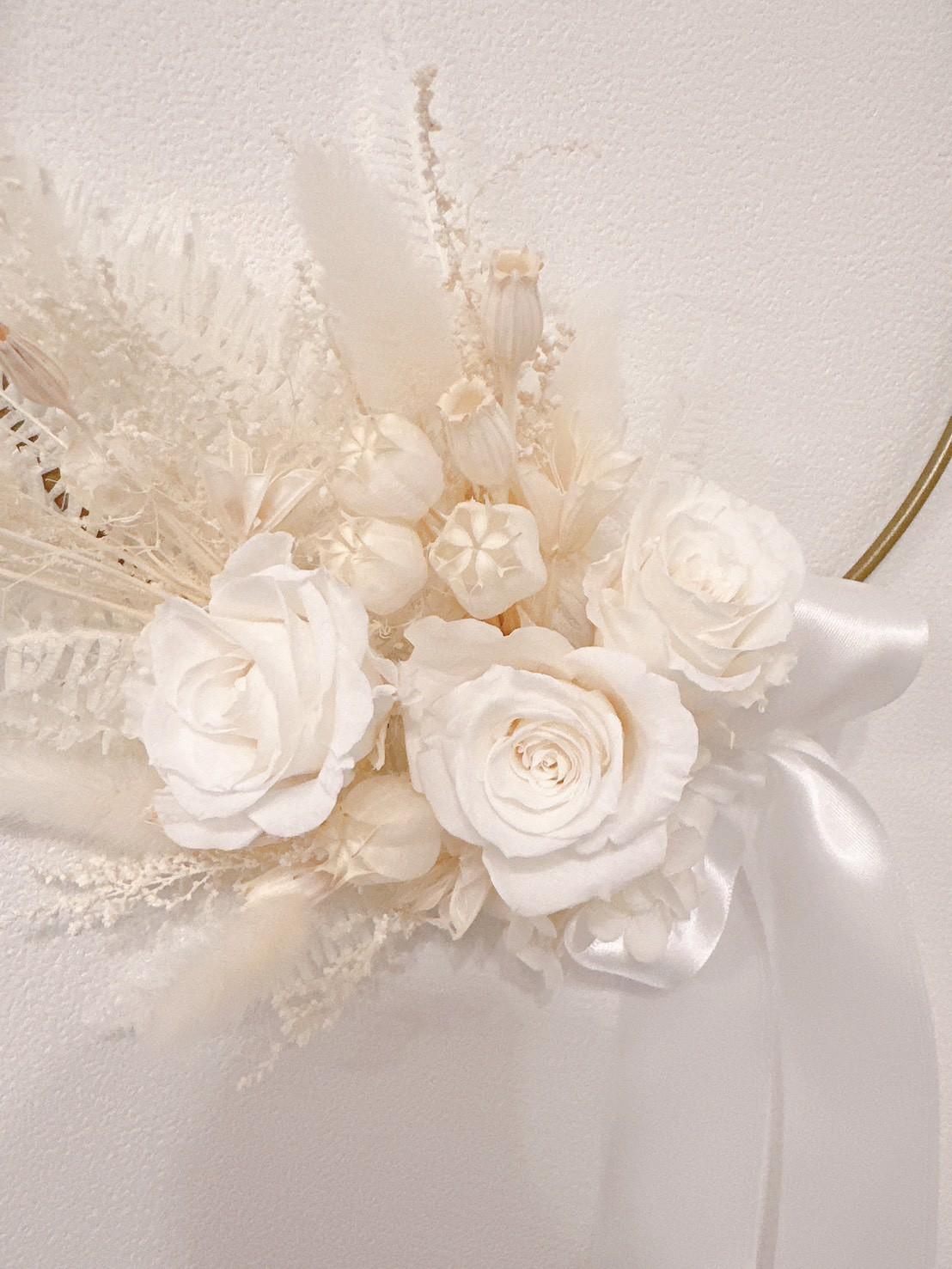 【ワイヤーリース】ホワイトローズのワイヤーリング ♥ リングリース  ゴールドワイヤー ウエディング 上品 シンプル 祝 | 6枚目